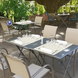 3* Hotel Logis Restaurant La Vieille Auberge, Art And Gallery