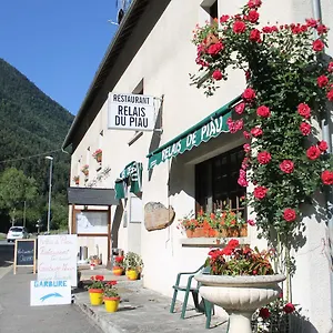 Le Relais De Piau Hotel